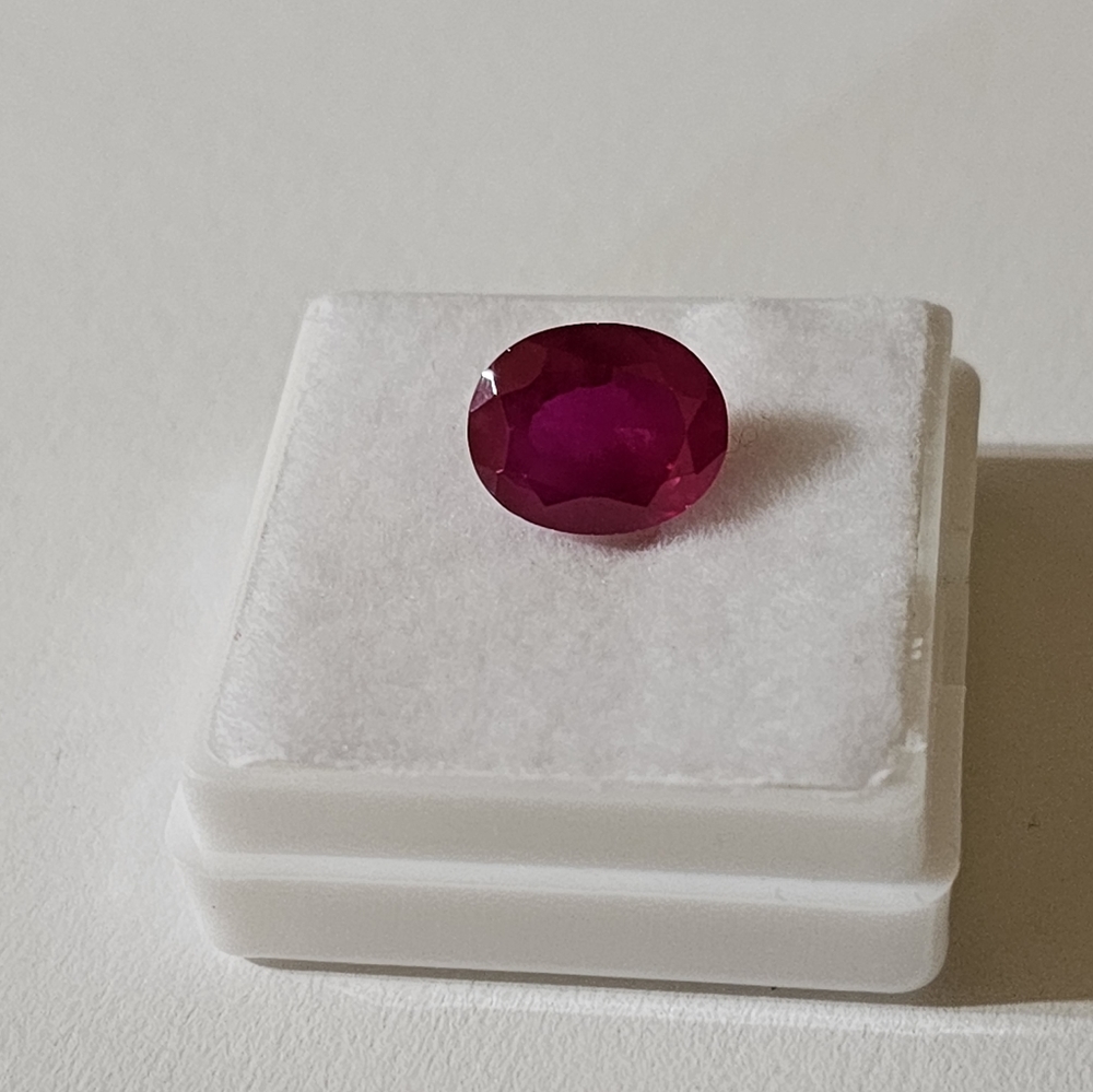 Certified Mozambique Ruby Gemstone 3.95 Carats! - image 1